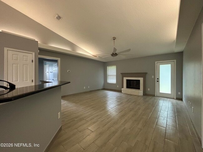 Building Photo - 3018 Hickory Glen Dr