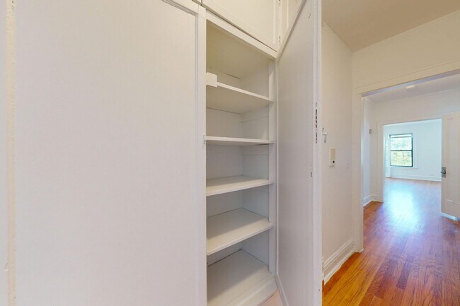 Floorplan - 1101 E. Hyde Park Boulevard
