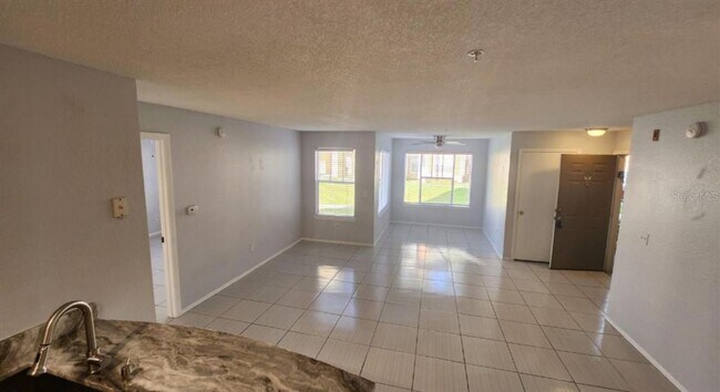 Building Photo - 2207 Antigua Pl