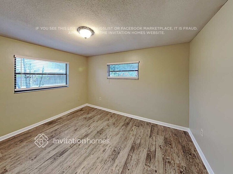 Building Photo - 3015 Bay Tree Dr