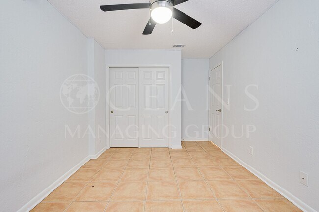 Building Photo - Beautiful Two-Story Townhome in Ormond Beach