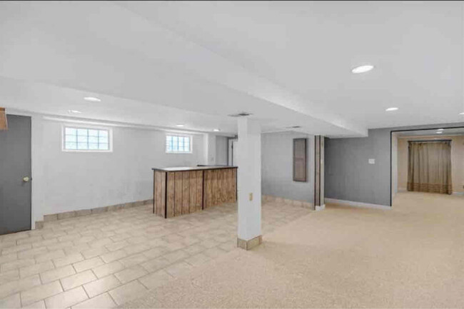 Building Photo - 10110 Dandridge Dr