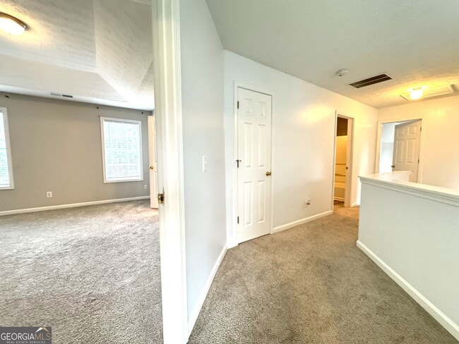Building Photo - 2121 Silva Ct