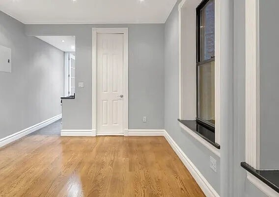 Building Photo - 221 Mott St