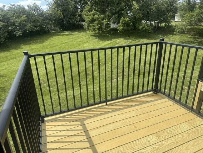 Building Photo - 1831 Fuller Rd