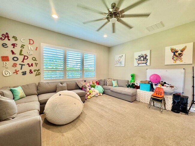 Building Photo - 10605 Sabella Dr