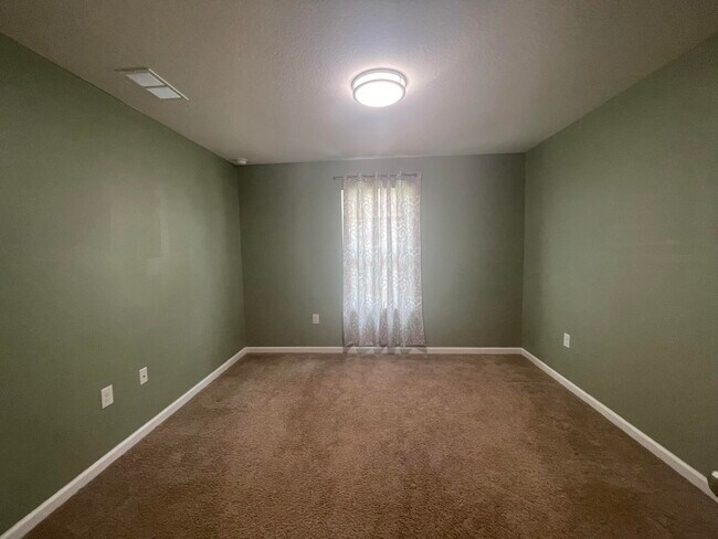 Building Photo - 924 Merganser Way
