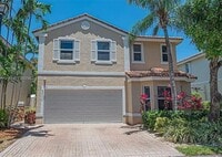 Building Photo - 1135 W Lake St