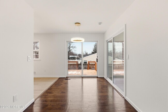 Building Photo - 1041 Mulberry Pl