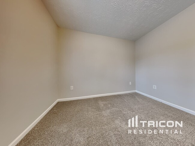 Building Photo - 431 Bridgeport Pl
