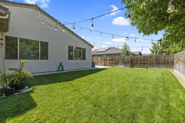 Building Photo - Coming Soon!