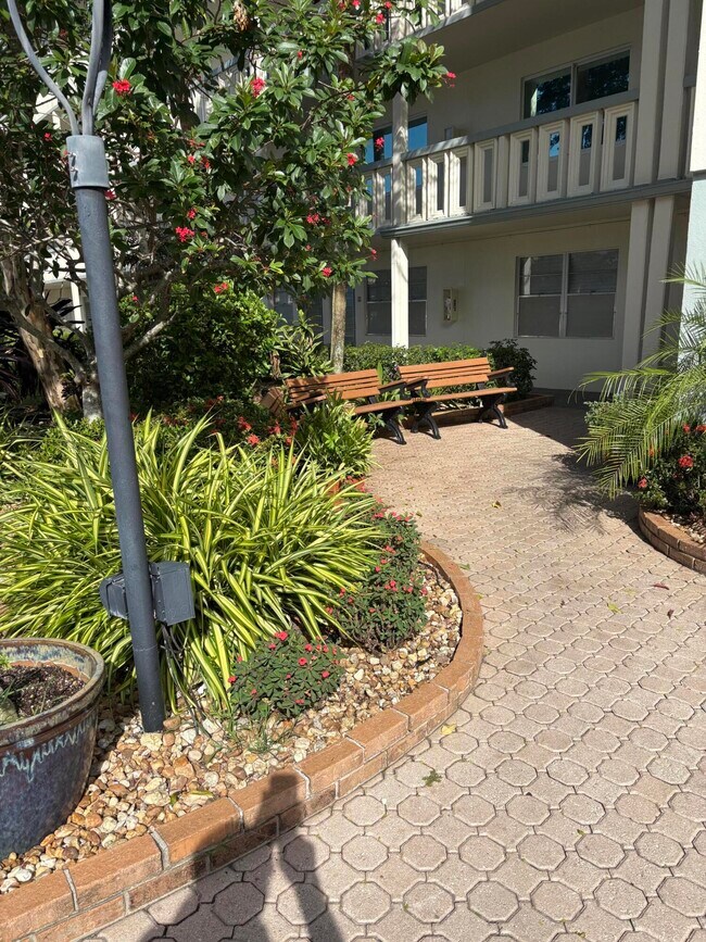 Building Photo - 2501 Antigua Terrace