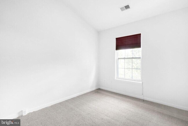 Building Photo - 11421 Abner Ave