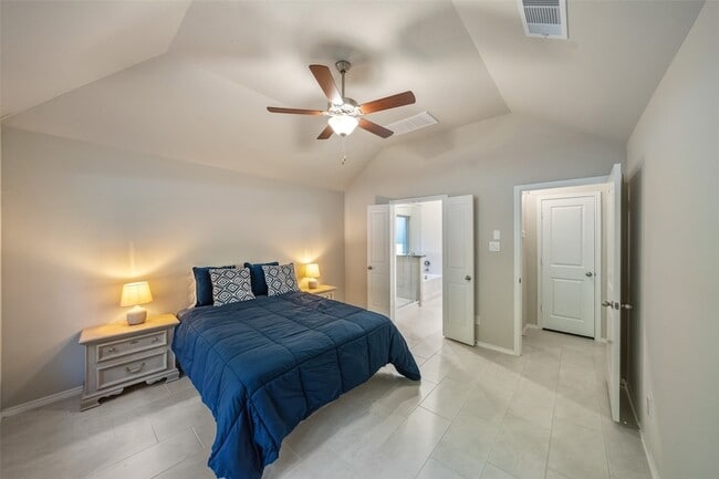 Building Photo - 17435 Vino Vines Ln