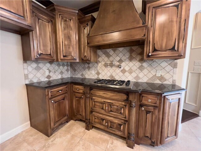 Building Photo - 4608 W Quelinda Dr