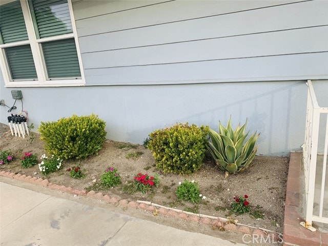 Building Photo - 8843 E Greenwood Ave