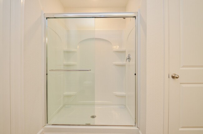 Building Photo - 27314 Clear Breeze Dr