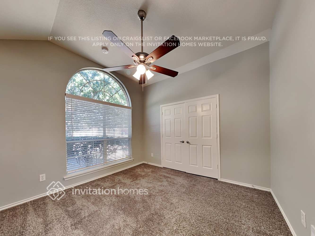 Building Photo - 2919 Crystal Way