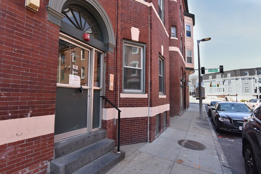 Building Photo - 3 Moreland St