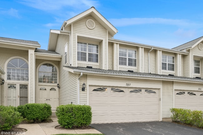 Building Photo - 707 Sturnbridge Ln