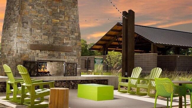 Building Photo - 13224 N Salmon River Cir
