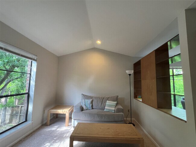 Building Photo - 7901 Cambridge St