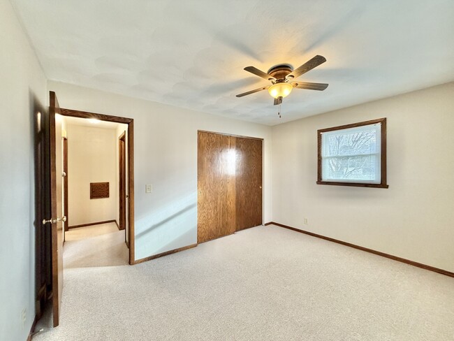 Building Photo - 604 Margate Dr