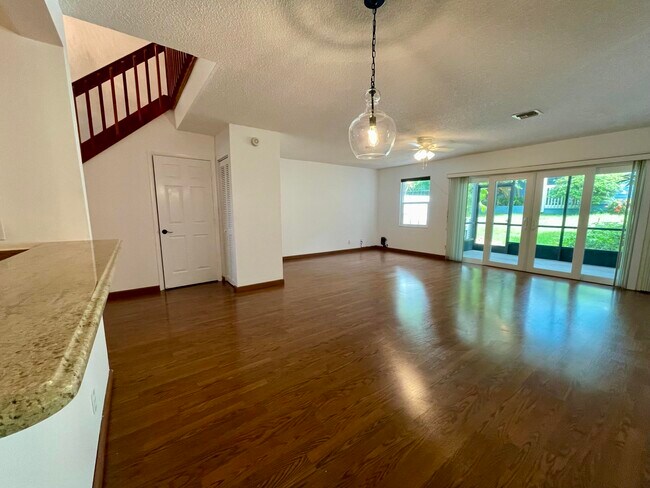 Building Photo - 505 Ocean Dunes Cir