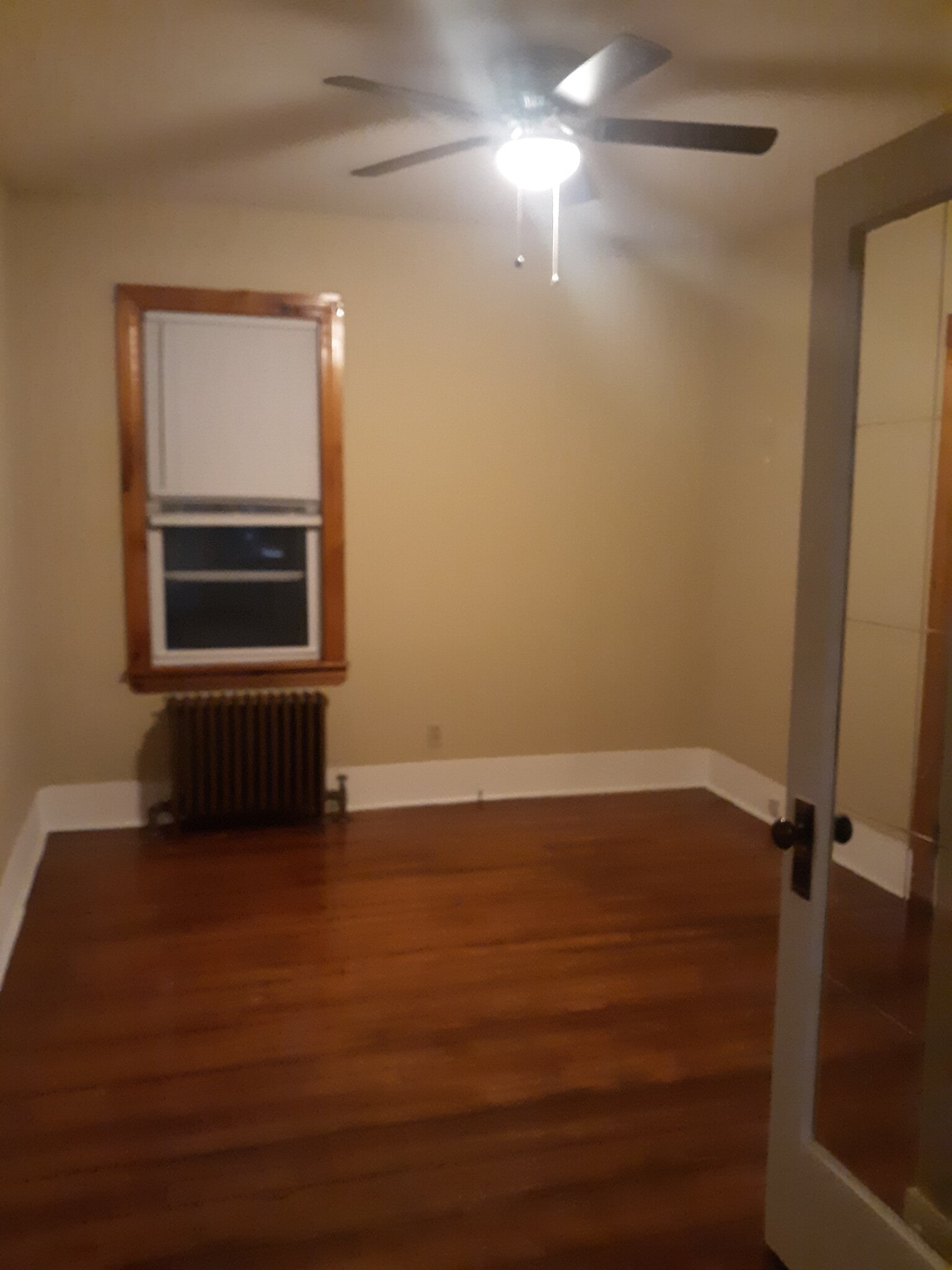 Bedroom - 70 Humphrey St