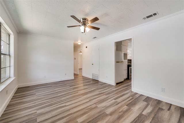 Building Photo - 1412 Woodcrest Dr