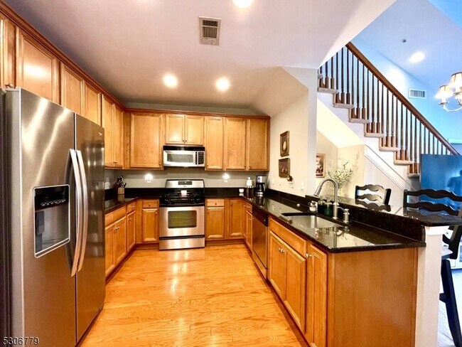 Building Photo - 1405 Wharton Ct