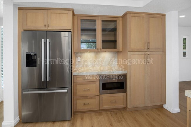 Building Photo - 28142 Ambar