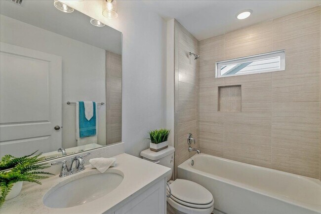 Building Photo - 5646 Native Oak Dr