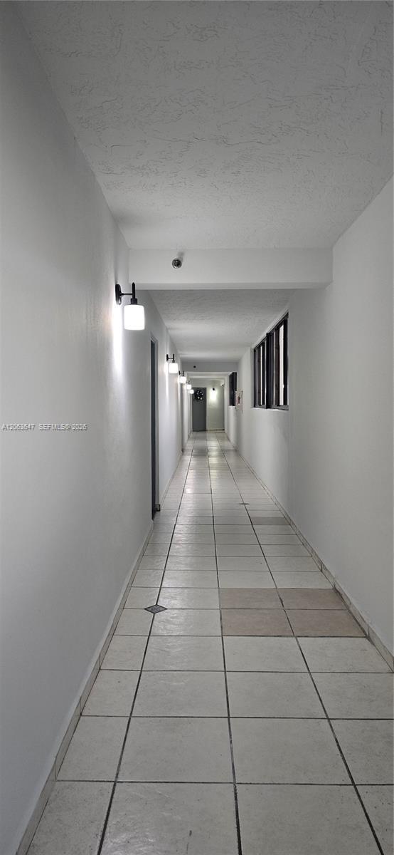 Building Photo - 9688 Fontainebleau Blvd