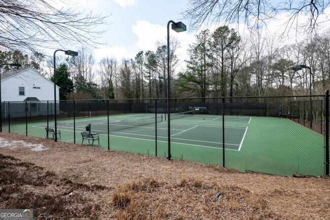 Building Photo - 278 Regent Square