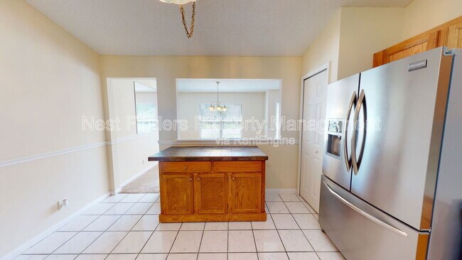 Building Photo - 1826 Blue Ridge Dr