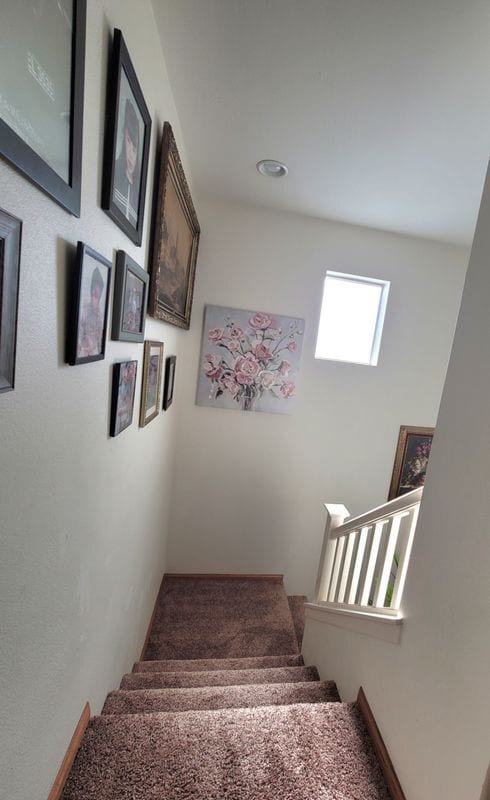 Building Photo - 5560 Barclay Ct