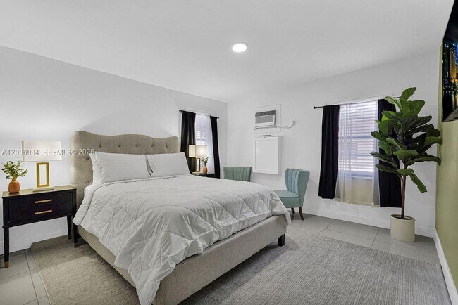 Building Photo - 25420 SW 124th Pl