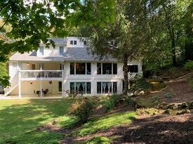 Building Photo - 3536 Chain Dam Rd