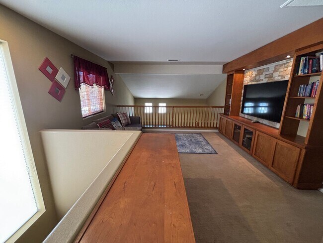 Building Photo - Spacious 3-Bedroom Home with a Big Loft & Community Pool in Saugus!