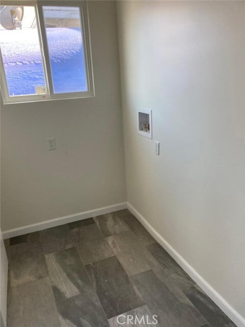 Building Photo - 418 Camulos St
