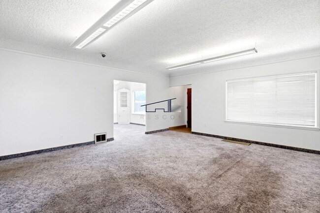 Building Photo - 1718 W 3300 S
