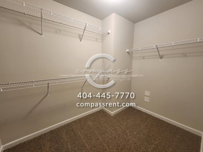 Building Photo - 6040 Oak Bend Ct