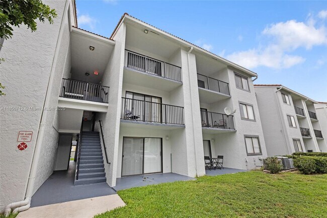 Building Photo - 9222 W Atlantic Blvd