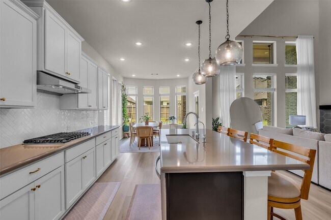Building Photo - 32117 Magnolia River Trl