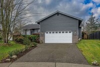 Building Photo - 3 Bedroom, 2 Bath Home in Ferndale