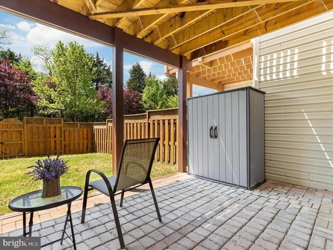 Building Photo - 42033 Bushclover Terrace