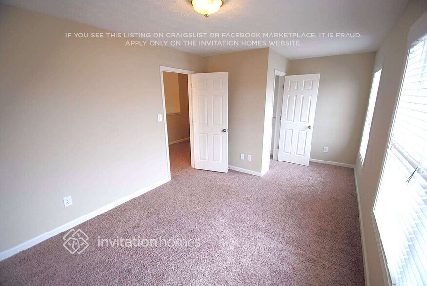 Building Photo - 1221 Pine Acre Dr NE