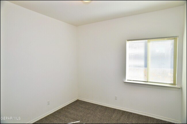 Building Photo - 781 Croxdale St