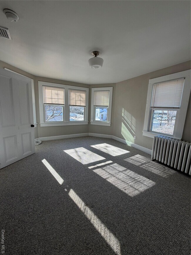 Building Photo - 43 James St